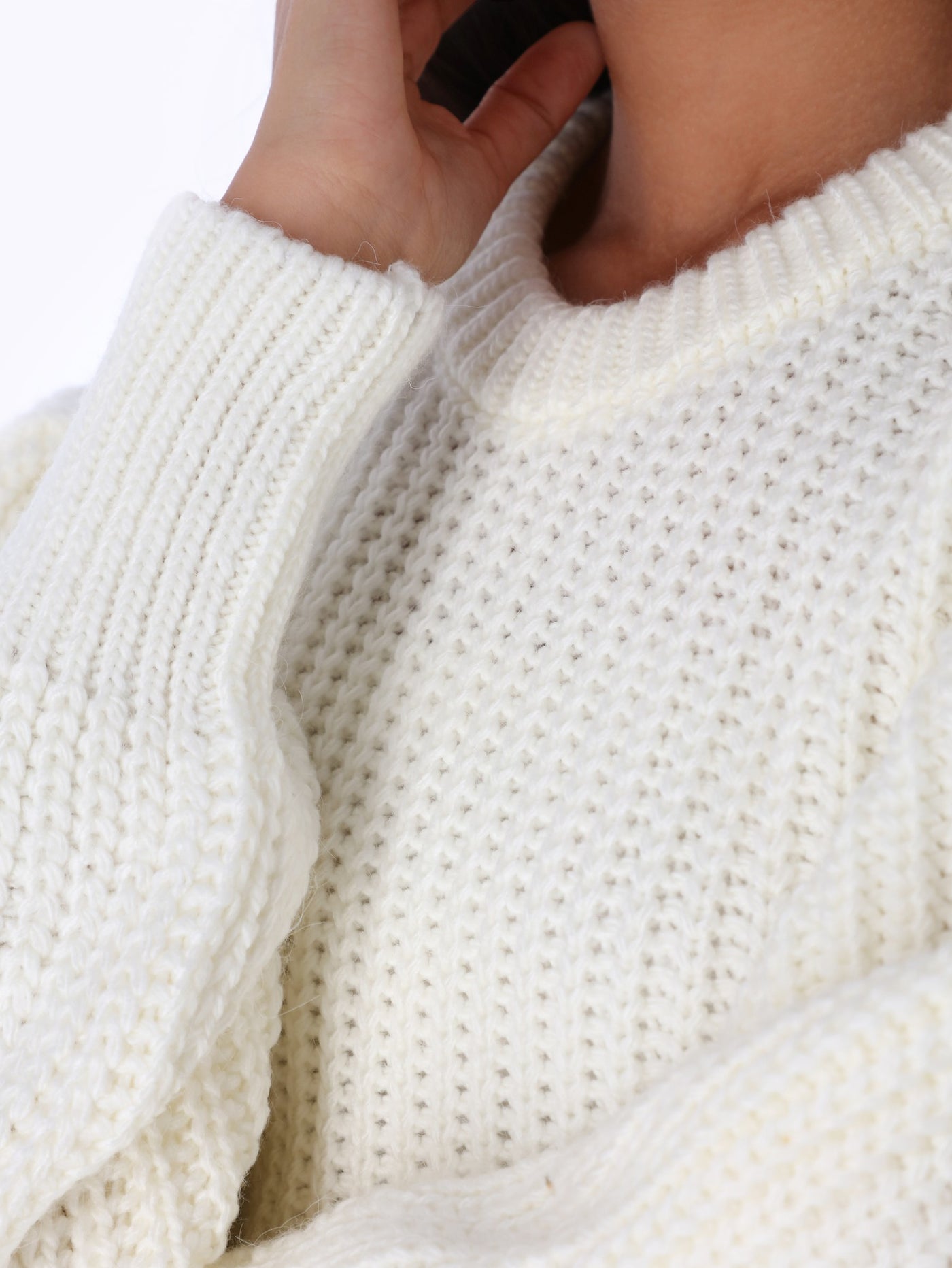 Knitted Pullover - Puff Sleeves