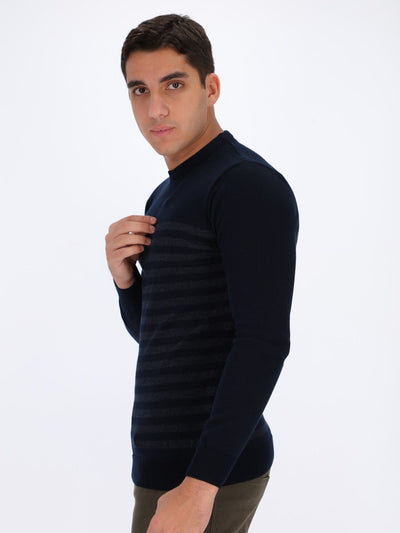 OR Knitwear Striped Knit Sweater