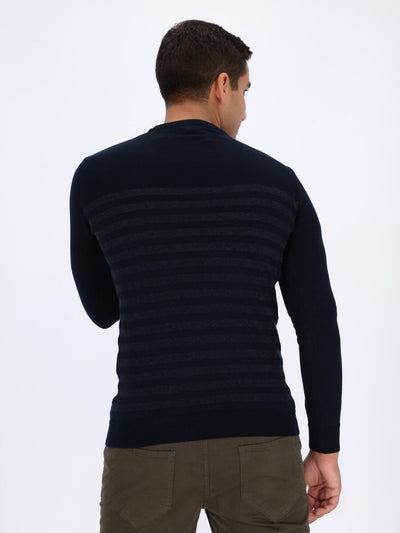 OR Knitwear Striped Knit Sweater