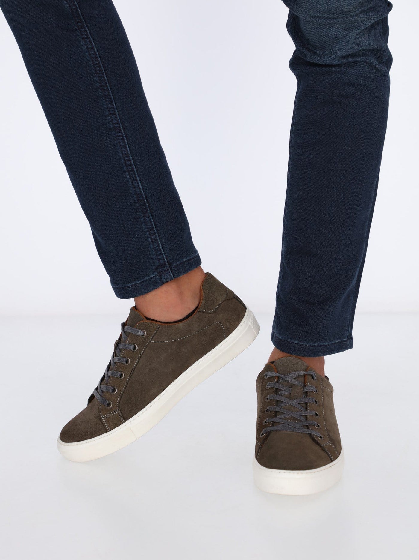 OR Sneakers Suede Leather Sneakers