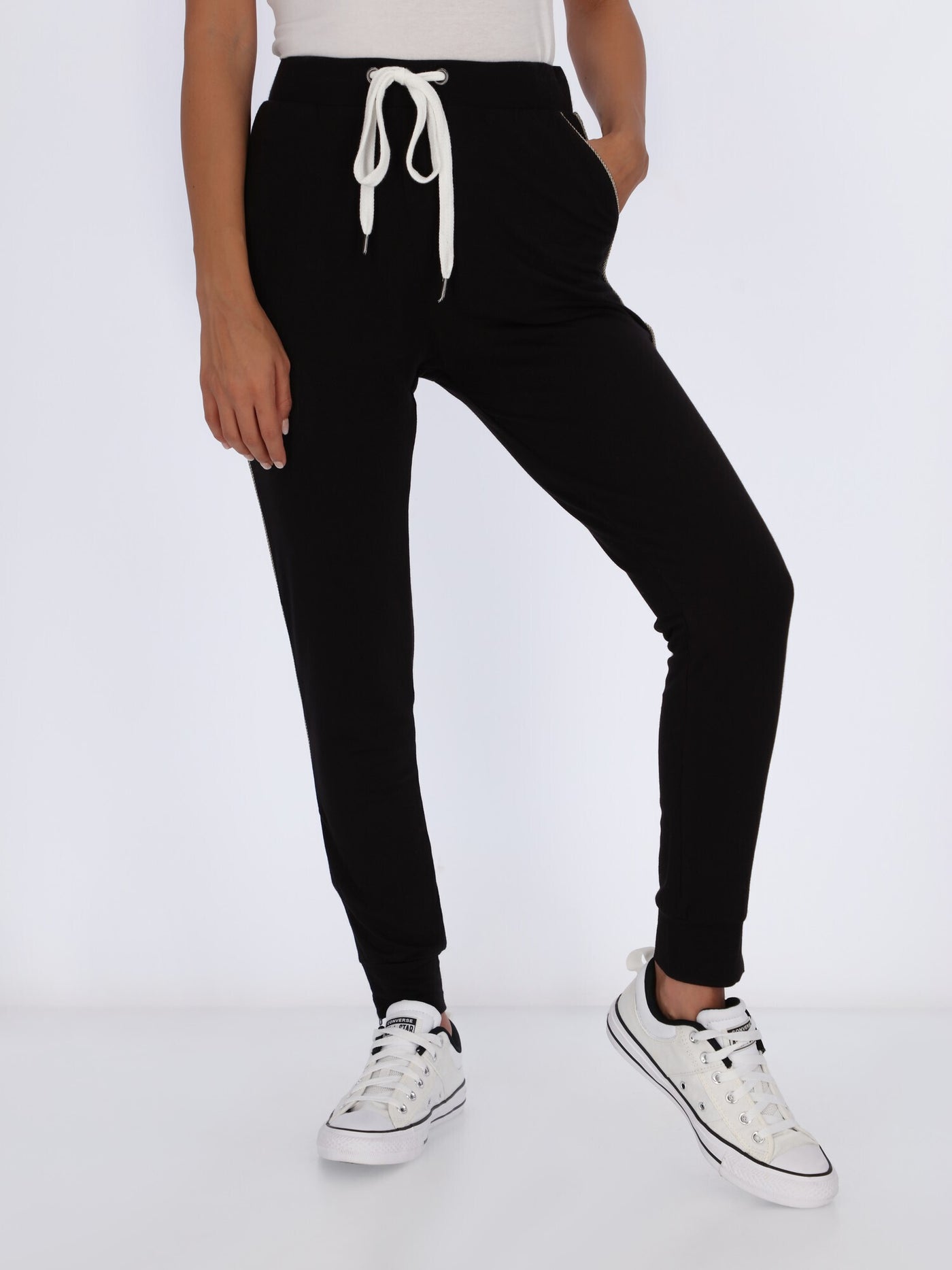 Contrast Piping Jogger Pants