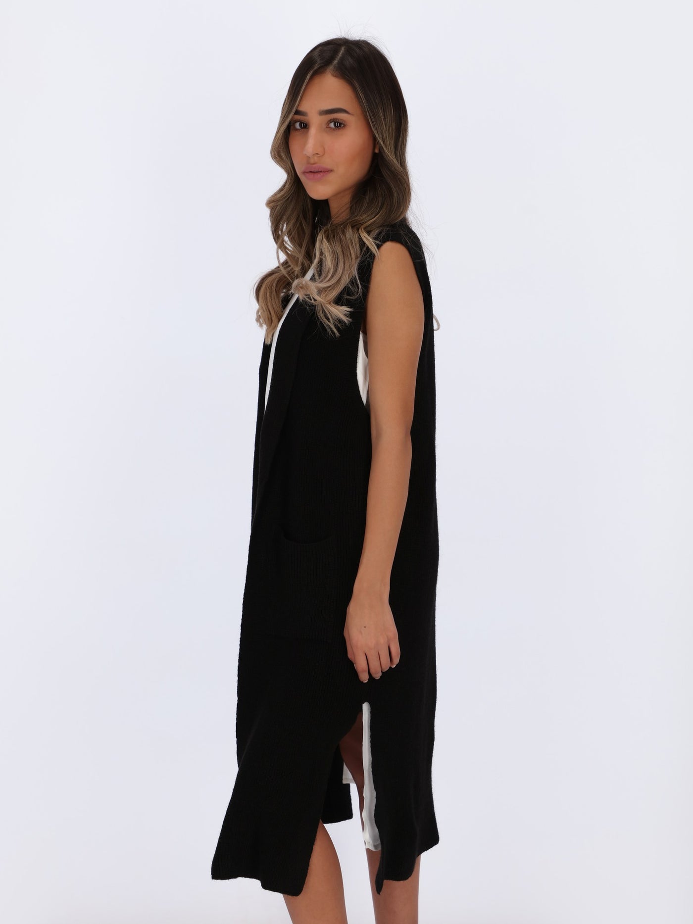 Long Length Slit Sides Opened Cardigan