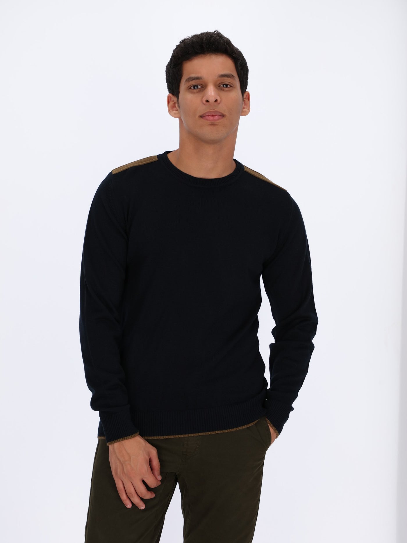 Basic Knitted Pullover with Shoulder Tapes