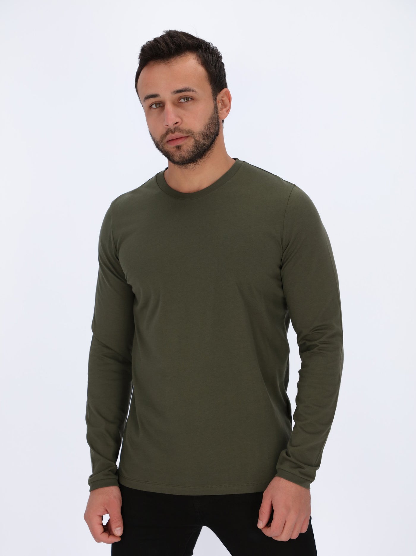 Basic T-shirt with Long Sleeves