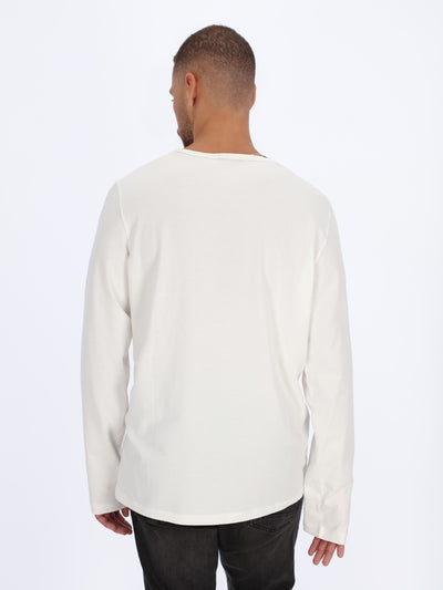 Henley T-shirt with Long Sleeves