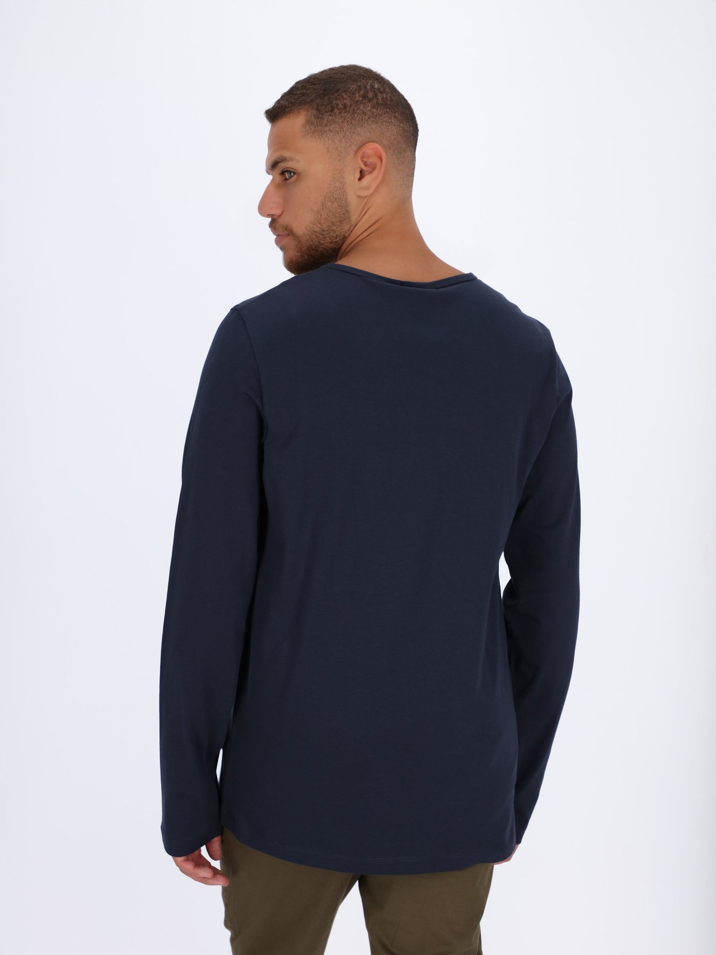 Henley T-shirt with Long Sleeves