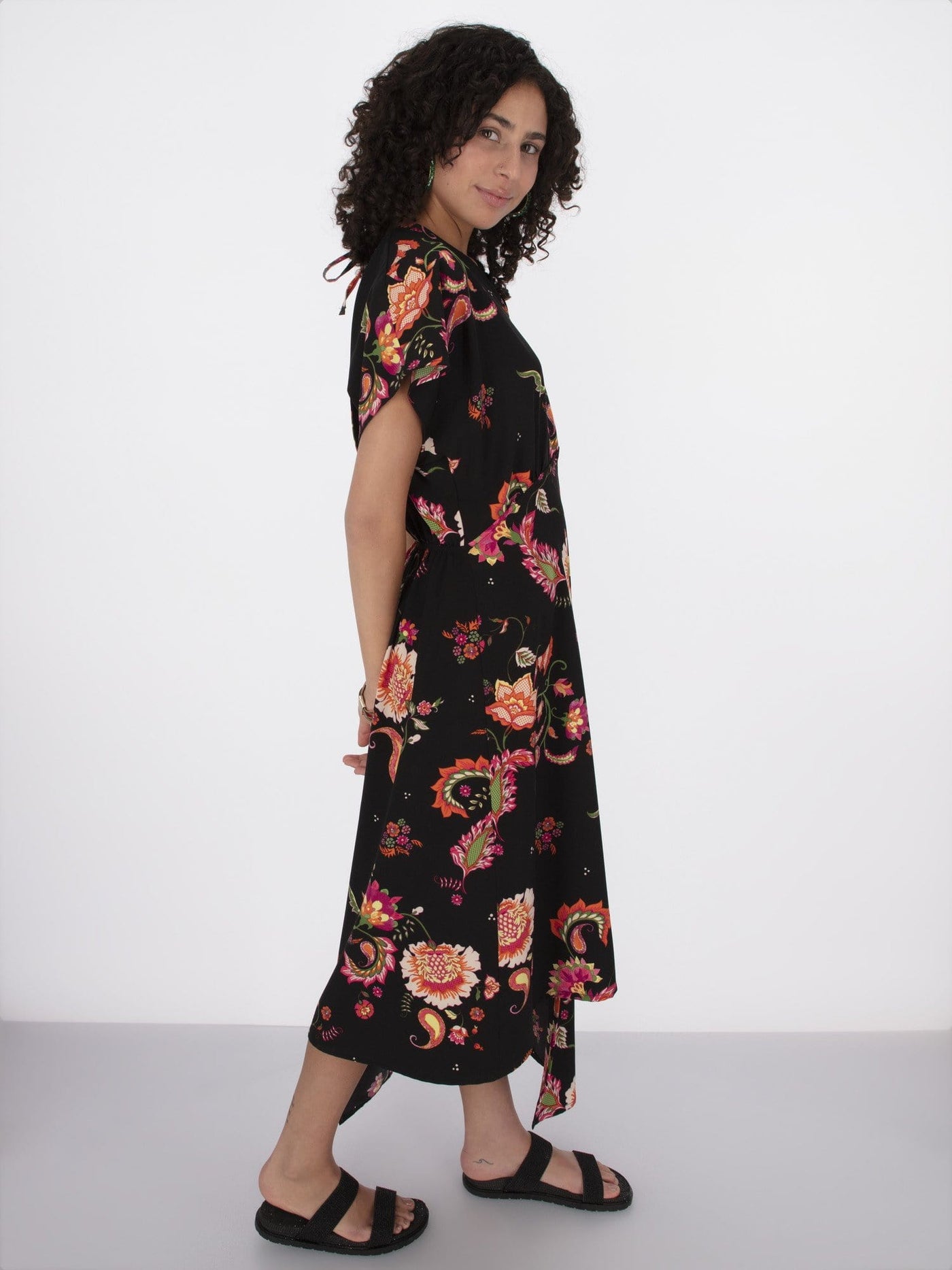 OR Jackets & Cardigans All Over Floral Print Midi Dress