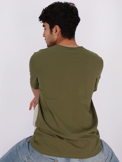 OR T-Shirts Chest Pocket V-Neck Solid T-Shirt