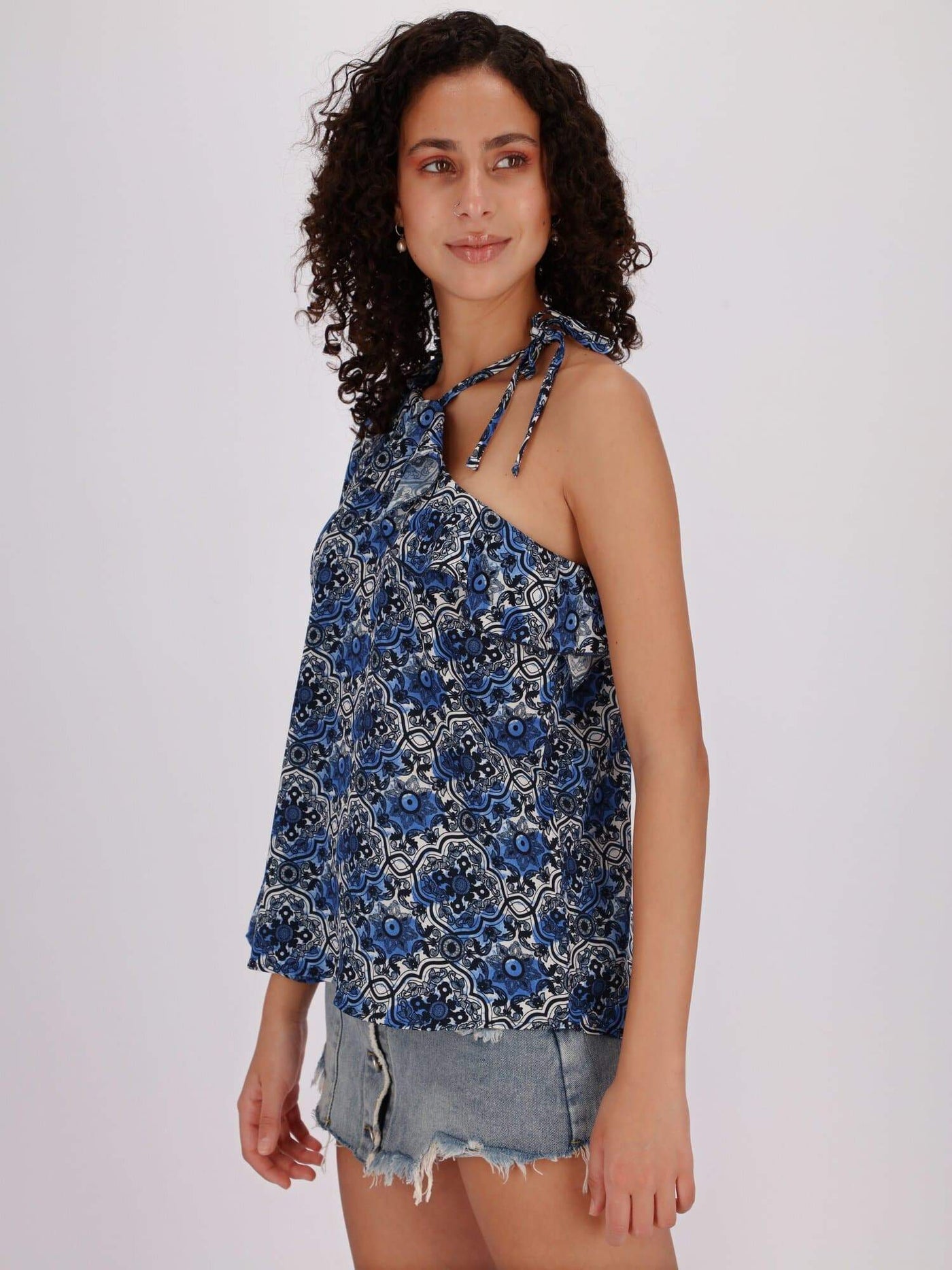 OR Tops & Blouses All Over Print Asymmetric Hem Sleeveless Blouse with Cut Out Shoulders