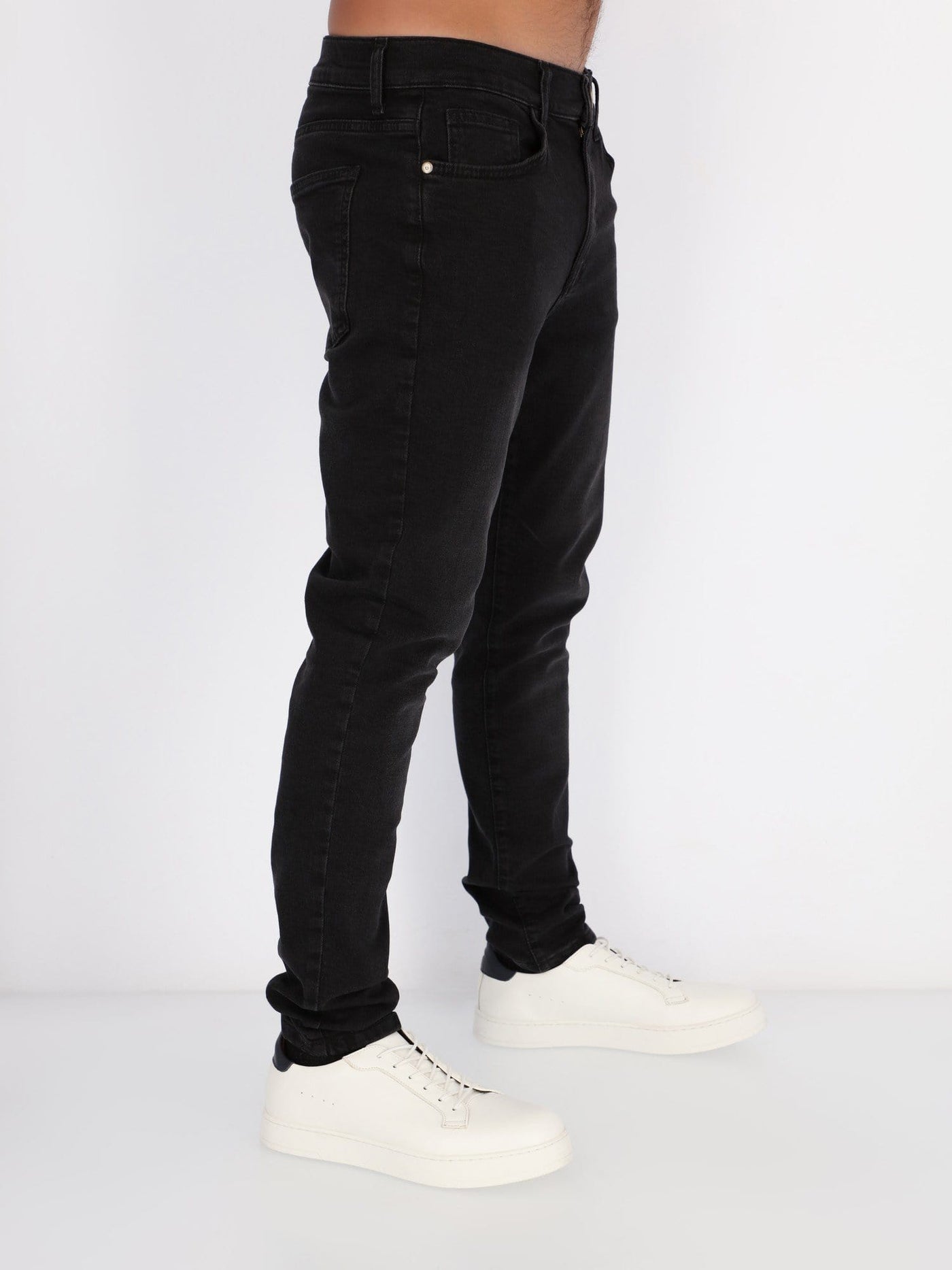 OR Pants & Shorts Denim Jeans with Slim Fit Design