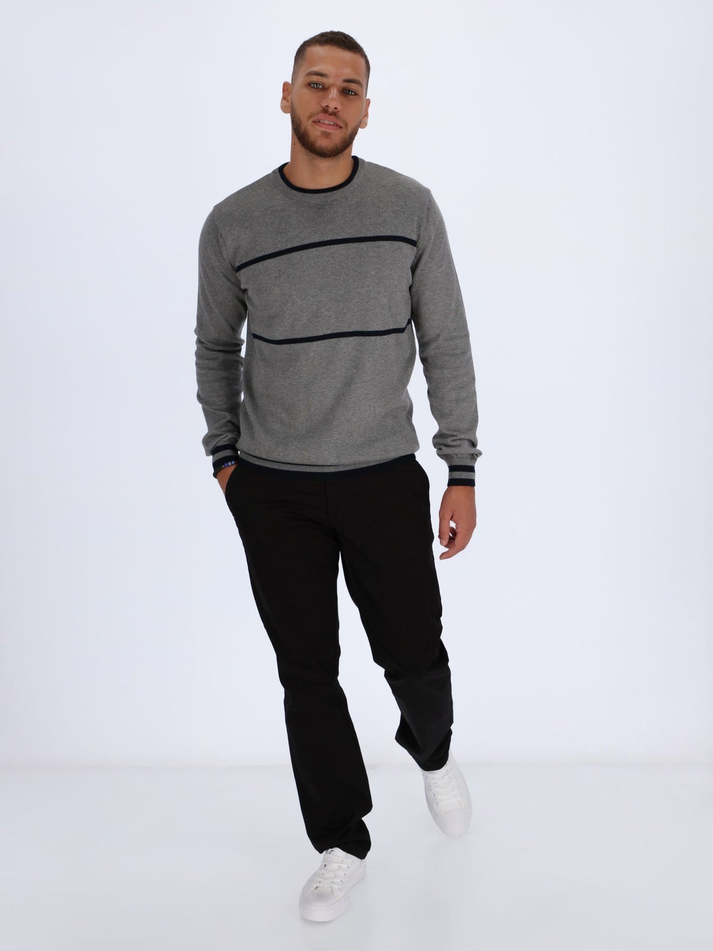 OR Knitwear Contrasting Striped Kintted Pullover