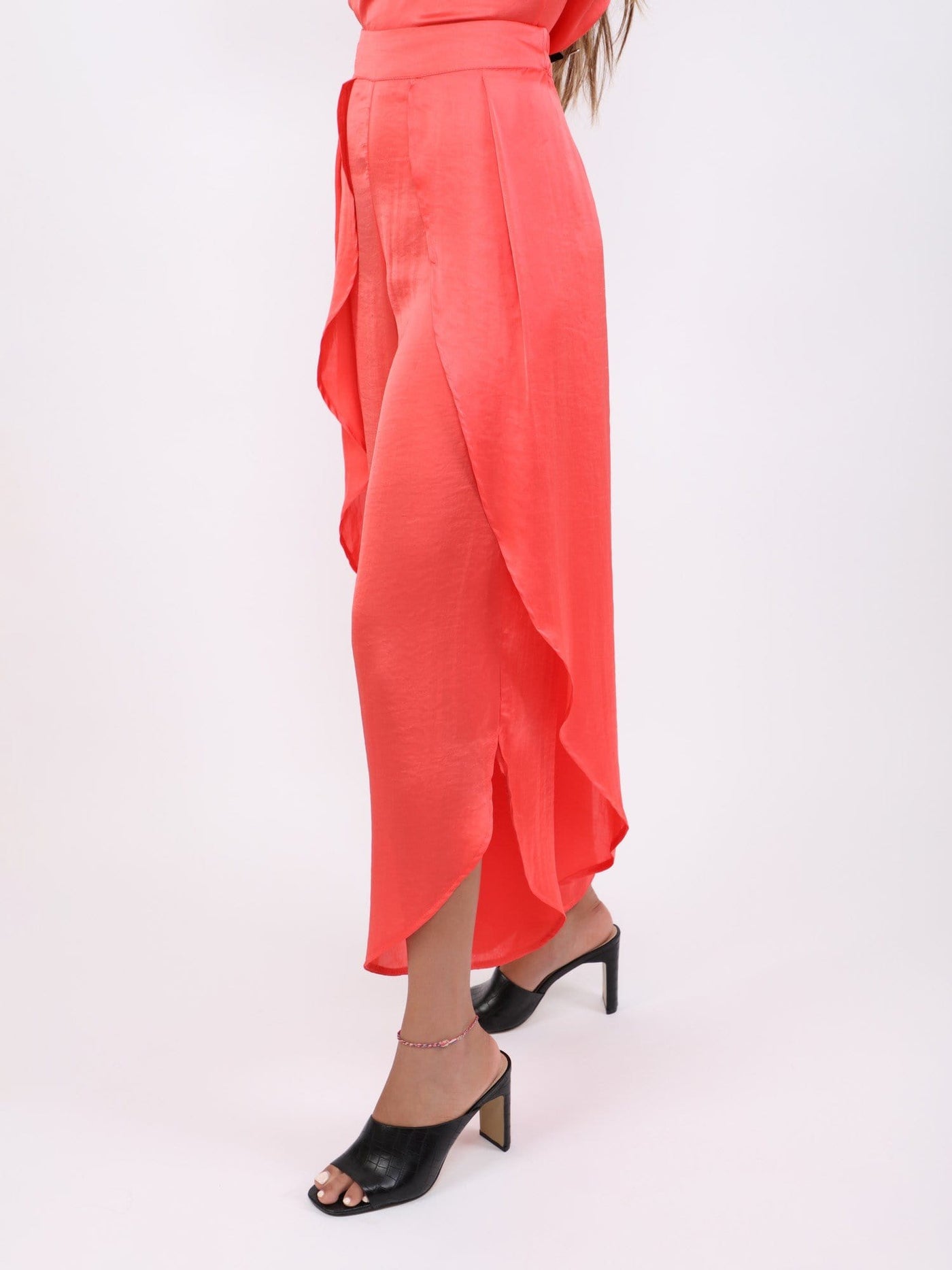 OR Pants & Leggings L / Hibiscus Frills Pants with Side Envelope Slits