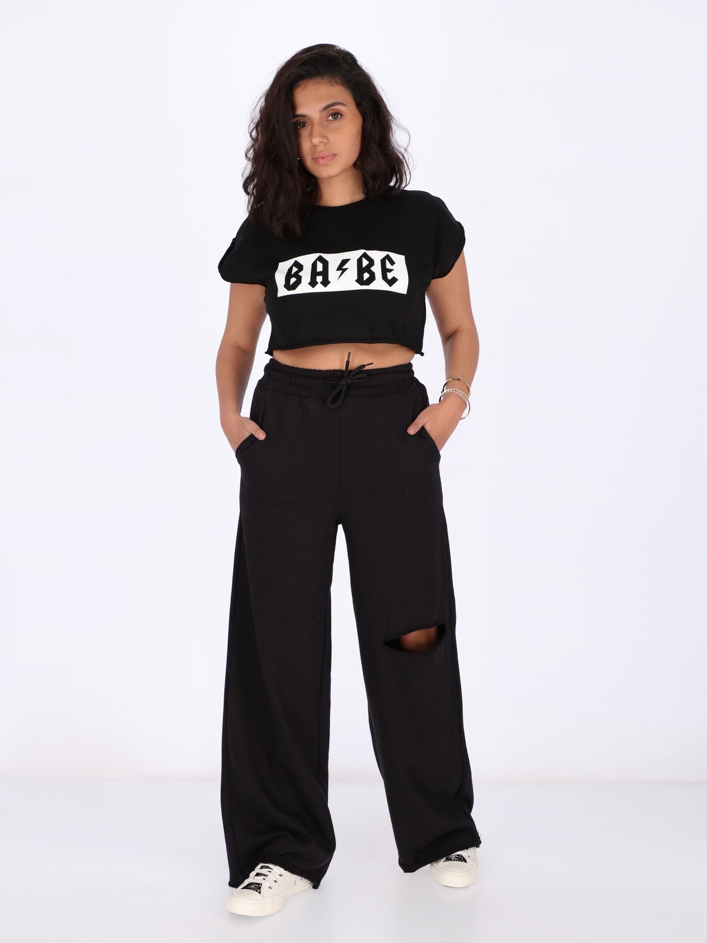 Leocansa Women Ripped Detail Sweatpants