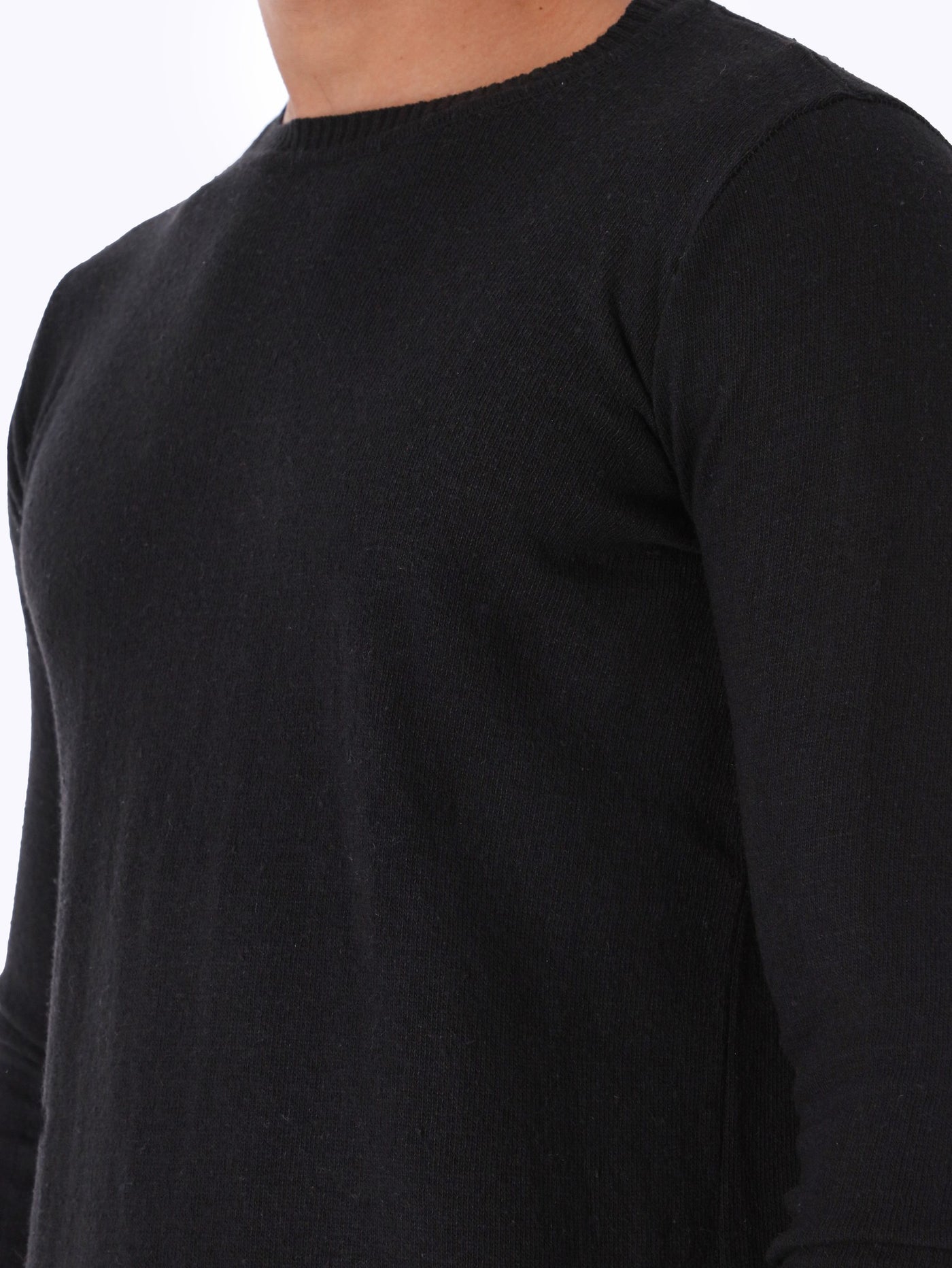 Basic Sweater - Round Neck