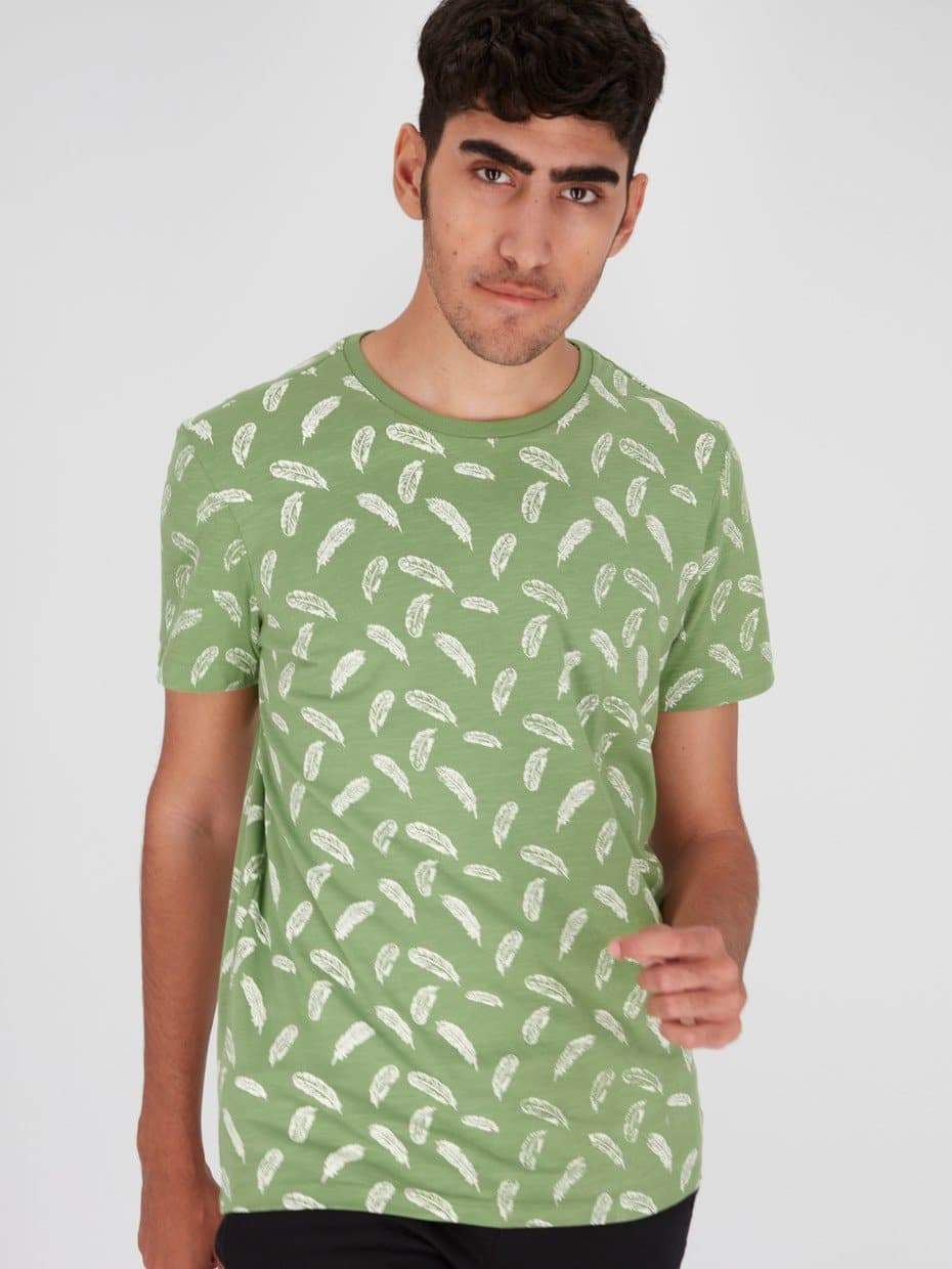 OR T-Shirts All-Over Feather Print T-Shirt