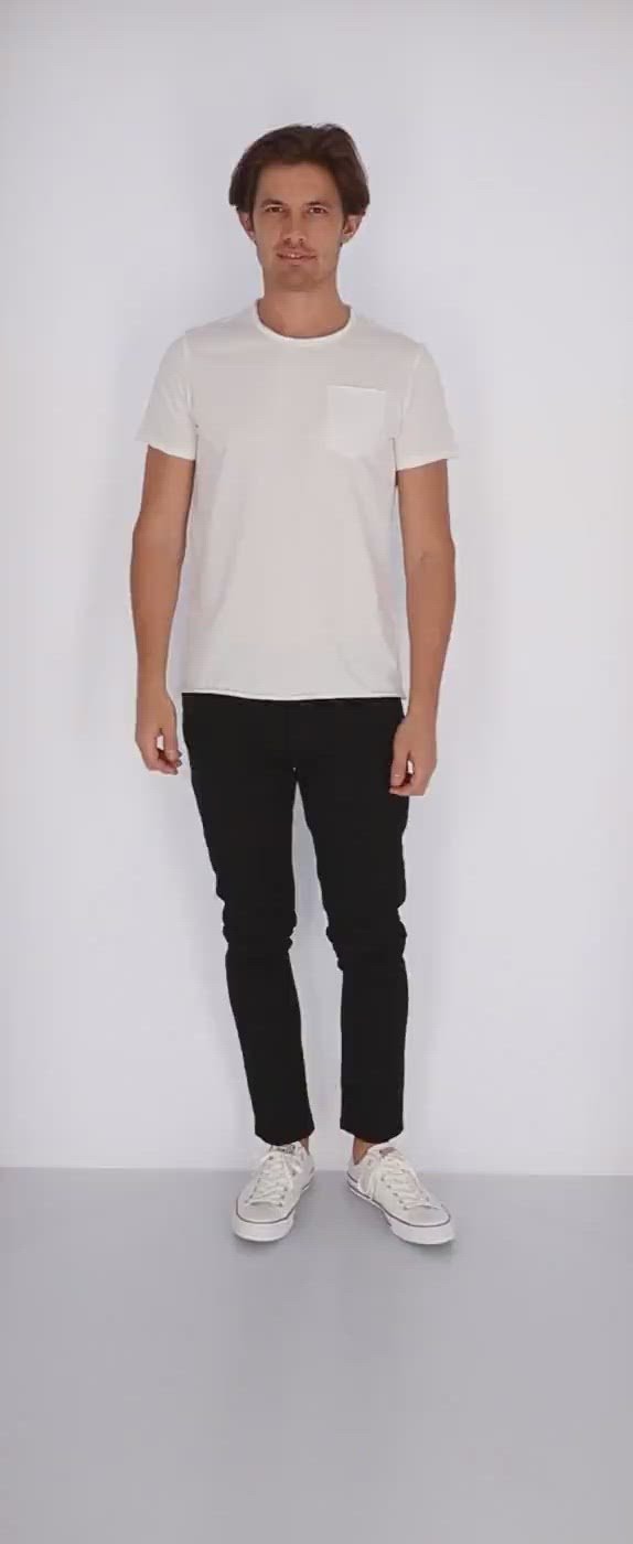 Round Neck Chest Pocket T-Shirt